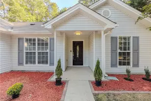 2622 Sam Calvin Dr, Dacula, GA 30019 - Photo 4