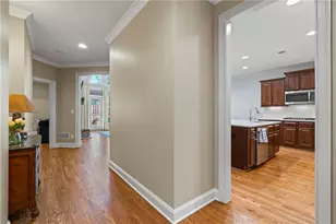 3010 Village Green Cir, Roswell, GA 30075 - Photo 10