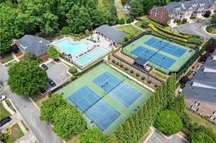 3010 Village Green Cir, Roswell, GA 30075 - Photo 90