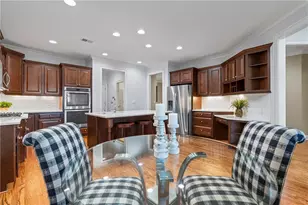 3010 Village Green Cir, Roswell, GA 30075 - Photo 14