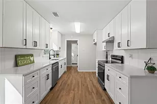 5059 Whites Mill Dr, Gainesville, GA 30504 - Photo 2