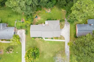 2173 Timber Ln, Snellville, GA 30078 - Photo 8