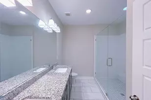 2031 Ocean Dr NW, Atlanta, GA 30318 - Photo 10