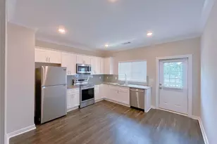 2031 Ocean Dr NW, Atlanta, GA 30318 - Photo 2