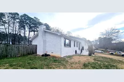 4034 Weeks Drive NW, Kennesaw, GA 30144 - Photo 2