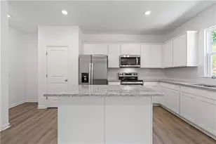 3076 Orwell Dr, Gainesville, GA 30507 - Photo 12