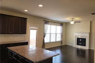 5735 Riverside Bay Dr, Sugar Hill, GA 30518 - Photo 4