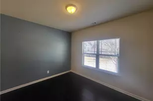 5735 Riverside Bay Dr, Sugar Hill, GA 30518 - Photo 6