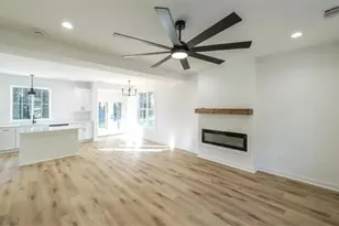 110 Mulberry Ln, Lindale, GA 30147 - Photo 4