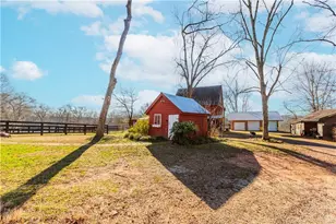 193 Wrights Mill Ln, Commerce, GA 30530 - Photo 18