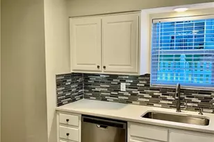 555 Picketts Bend Ct, Marietta, GA 30008 - Photo 10