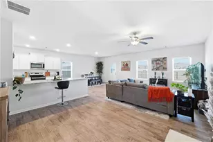 814 Robbie Ln, Monroe, GA 30655 - Photo 4