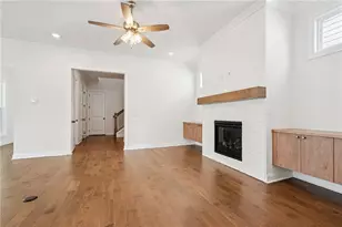 527 Godfrey Dr, Cumming, GA 30519 - Photo 8