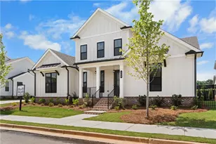 565 Pearl St, Cumming, GA 30519 - Photo 2