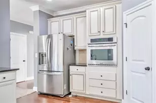 5390 Breckinridge Ln, Cumming, GA 30040 - Photo 18