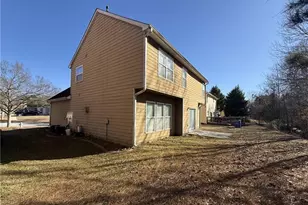 3747 Uppark Dr, Atlanta, GA 30349 - Photo 40