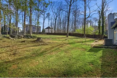 670 Stonehedge Drive, Stone Mountain, GA 30087 - Photo 18