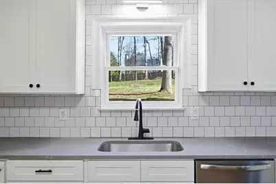 670 Stonehedge Drive, Stone Mountain, GA 30087 - Photo 12