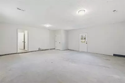117 Home Court, Jenkinsburg, GA 30234 - Photo 18