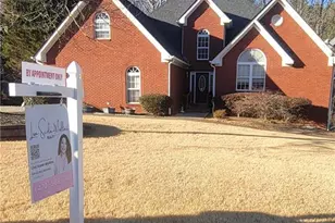 5975 Cedar Lake Trail, Loganville, GA 30052 - Photo 4