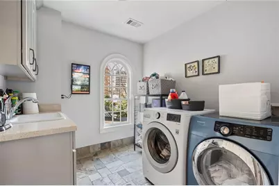 88 Peachtree Circle NE, Atlanta, GA 30309 - Photo 34