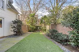 88 Peachtree Cir NE, Atlanta, GA 30309 - Photo 38