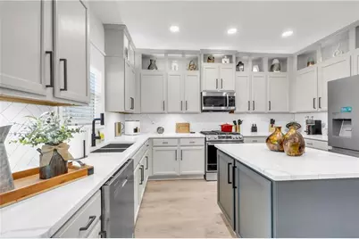 3721 Lake Enclave Way, Atlanta, GA 30349 - Photo 14