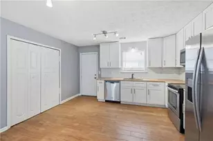 874 Rock Shoals Ct, Atlanta, GA 30349 - Photo 8