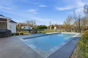 5040 Meadow Creek Dr, Cumming, GA 30028 - Photo 36