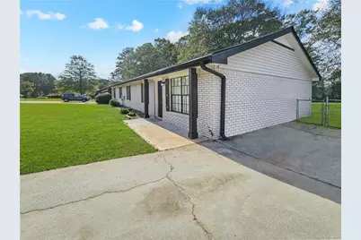 8327 Glenwoods Terrace, Riverdale, GA 30274 - Photo 4