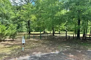 234 Vaughn Cir, Griffin, GA 30223 - Photo 1