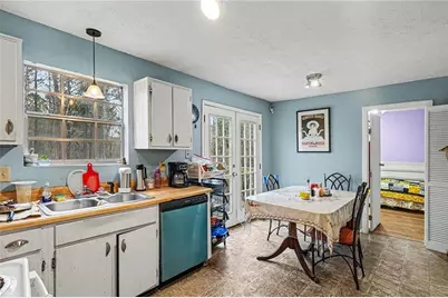 898 Trace Circle NE, Marietta, GA 30066 - Photo 4
