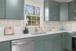 3905 Hunters Chase SW, Conyers, GA 30094 - Photo 12