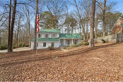 3905 Hunters Chase SW, Conyers, GA 30094 - Photo 2