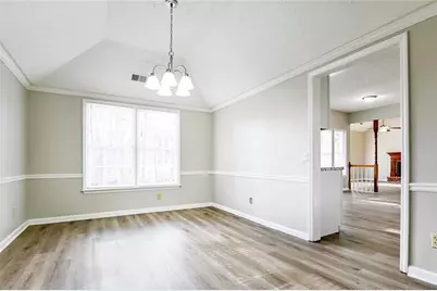 410 Meadowfield Trail, Lawrenceville, GA 30043 - Photo 6