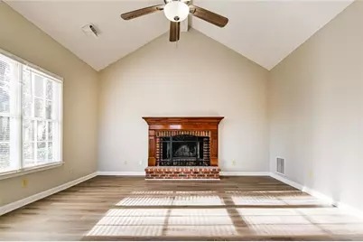 410 Meadowfield Trail, Lawrenceville, GA 30043 - Photo 18