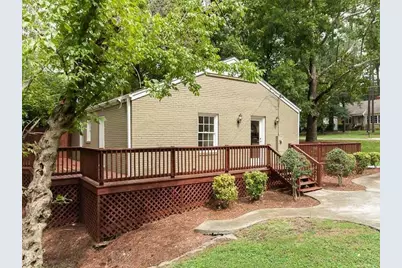 2380 Strathmore Drive, Atlanta, GA 30324 - Photo 10