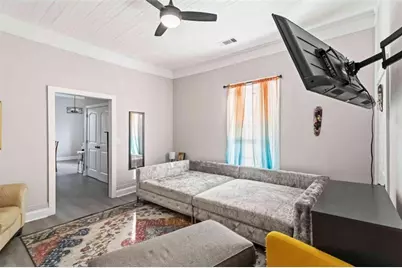 949 E Solomon Street E, Griffin, GA 30223 - Photo 6