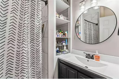 949 E Solomon Street E, Griffin, GA 30223 - Photo 20