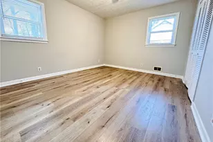 399 Wayward Wind Dr SW, Lilburn, GA 30047 - Photo 12