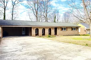 399 Wayward Wind Dr SW, Lilburn, GA 30047 - Photo 2