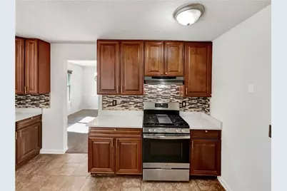 2438 Briar Knoll Road, Lithonia, GA 30058 - Photo 18