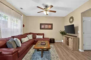 94 Hill Crest Cir, Hiram, GA 30141 - Photo 14