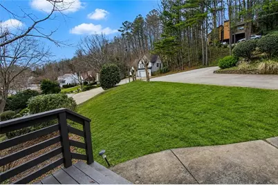93 Skyland Drive, Roswell, GA 30075 - Photo 8