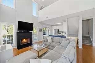 3777 Lake Point Blvd, Suwanee, GA 30024 - Photo 2