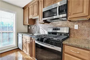 1006 Riverview Dr SE, Marietta, GA 30067 - Photo 2