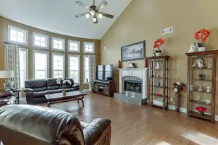 1150 Nash Lee Dr, Lilburn, GA 30047 - Photo 8