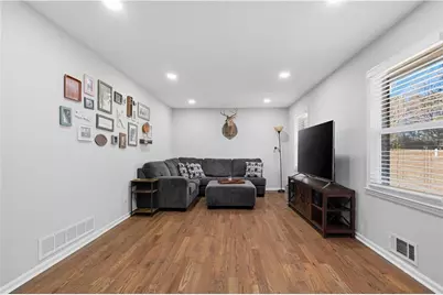 650 Oakdale Road, Canton, GA 30114 - Photo 6