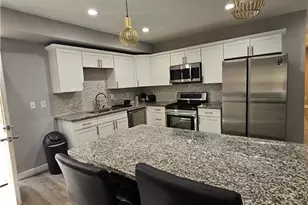 2138 Donald Lee Hollowell Pkwy NW, Atlanta, GA 30318 - Photo 12