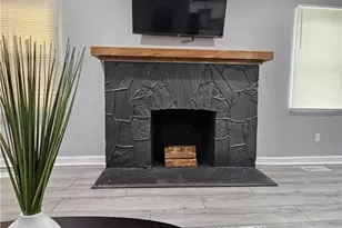 2138 Donald Lee Hollowell Pkwy NW, Atlanta, GA 30318 - Photo 6